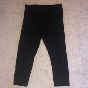 Yogalicious Black Cropped Leggings